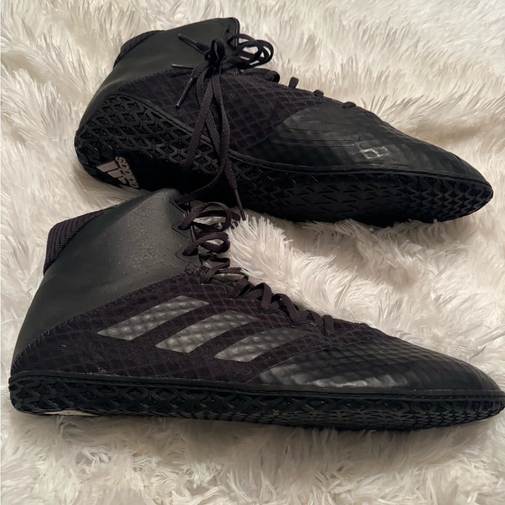Mens Adidas Wrestling Shoes Size 15